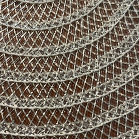 12 placemats in champagne color…$12 is final price. No lower offer accepted - Picture 5 of 8